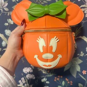 Loungefly Minnie Mouse 🎃 Bag